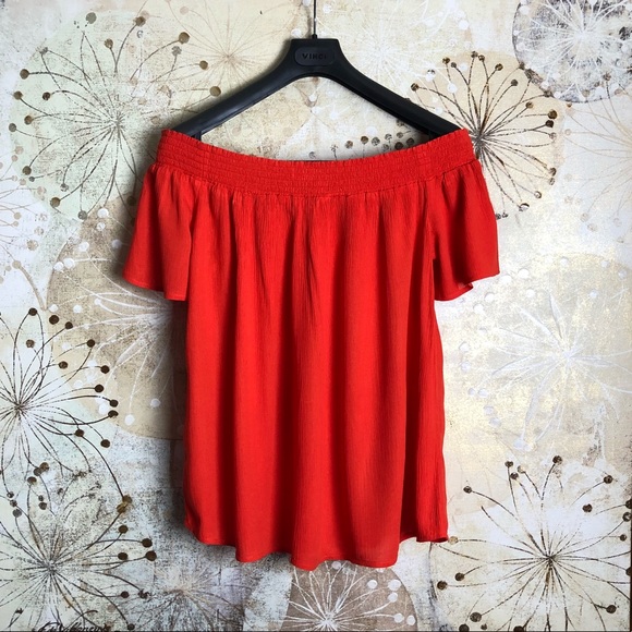 Old Navy Tops - Off-The-Shoulder Swing Top Size LG
